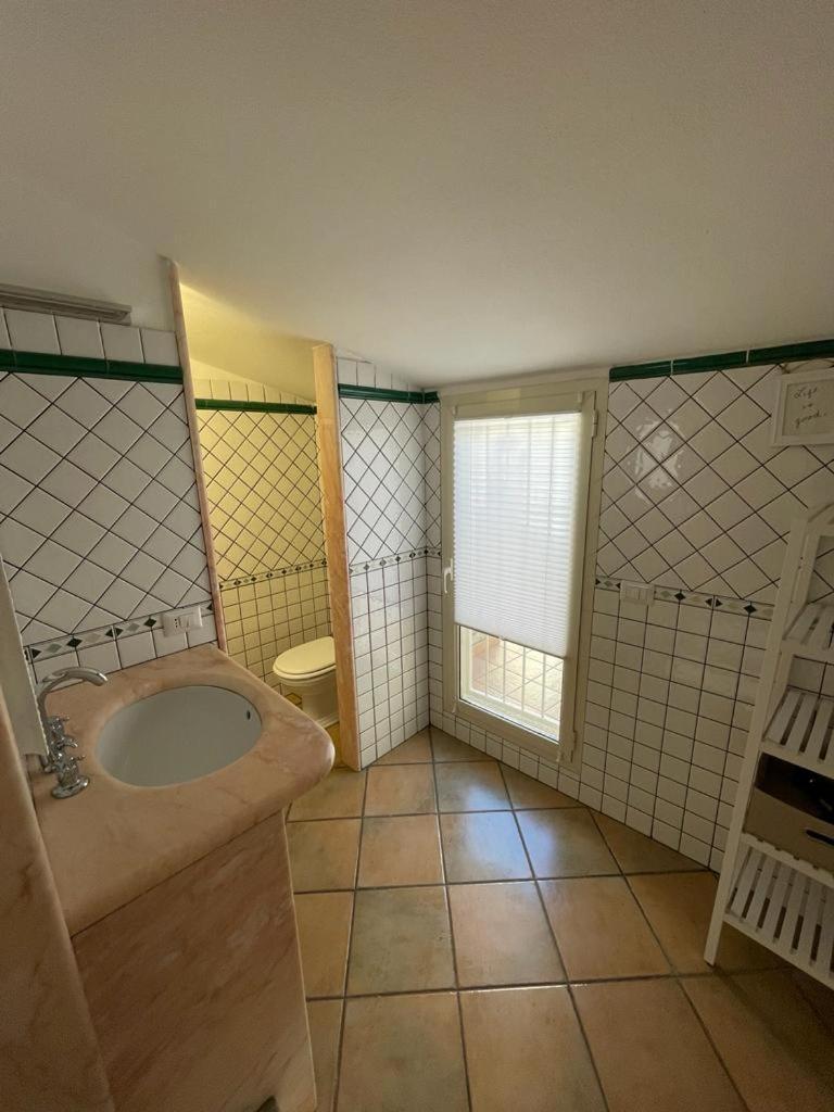 Excellent Rooms Paola'S Ольбия Экстерьер фото