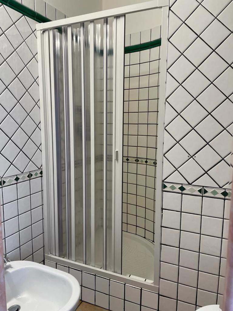 Excellent Rooms Paola'S Ольбия Экстерьер фото